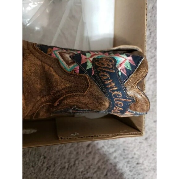 New Laredo‎ Women's Leather Western Boots Snip Toe Brown  7M "Blameless" - Picture 6 of 8